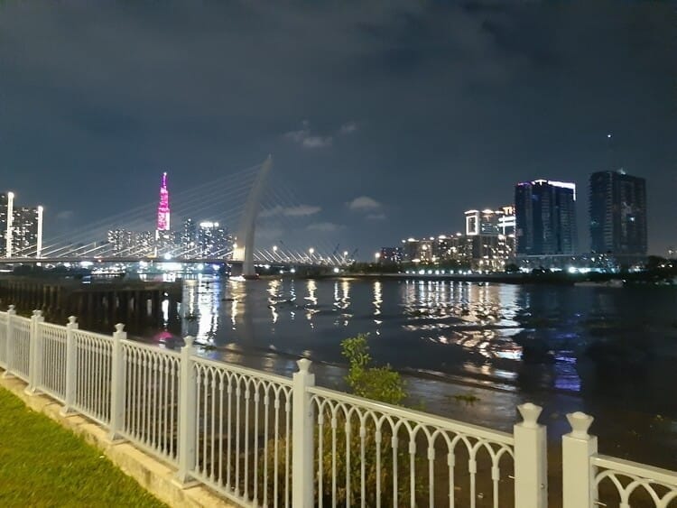 サイゴン川の景色