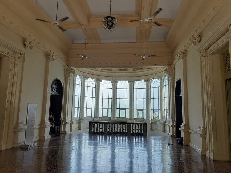 ホーチミン市博物館2階