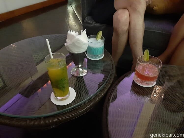 サミットバーのカクテル