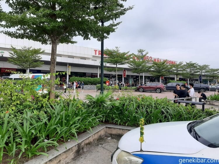 パーキングエリア