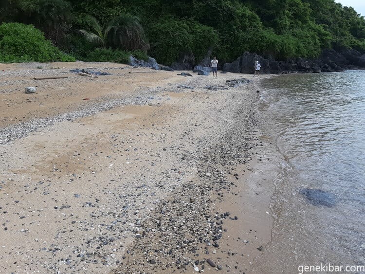 ハロン湾のビーチ
