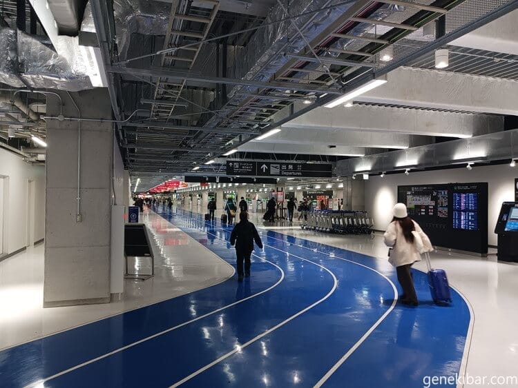 成田空港第三ターミナルの入り口