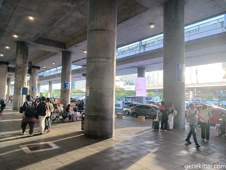 マニラの空港出口