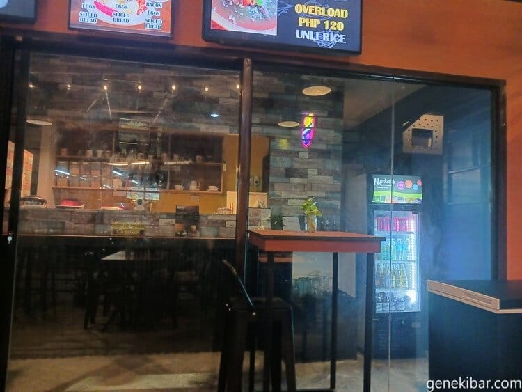 Sportsman's Resto Pubの店内