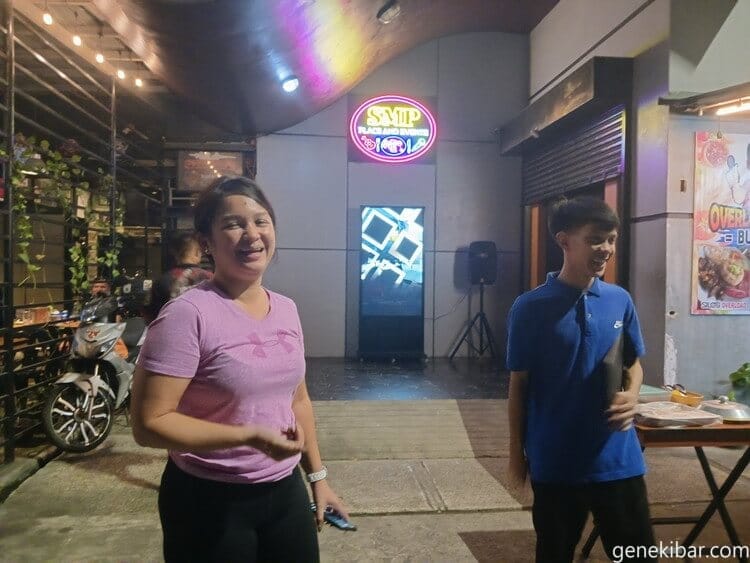 Sportsman's Resto Pubの従業員