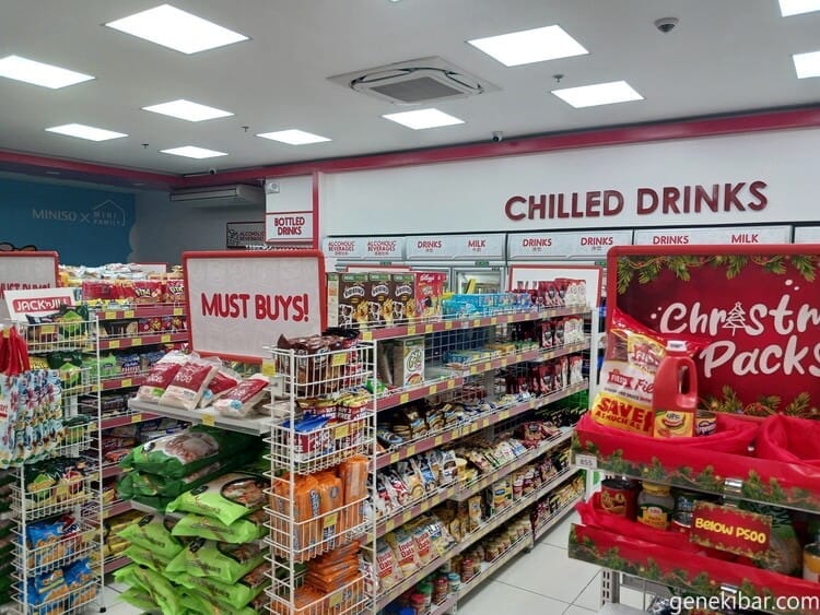 マニラのコンビニ（アルファマート）