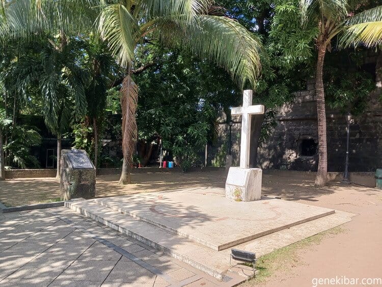 サンチャゴ要塞の白十字