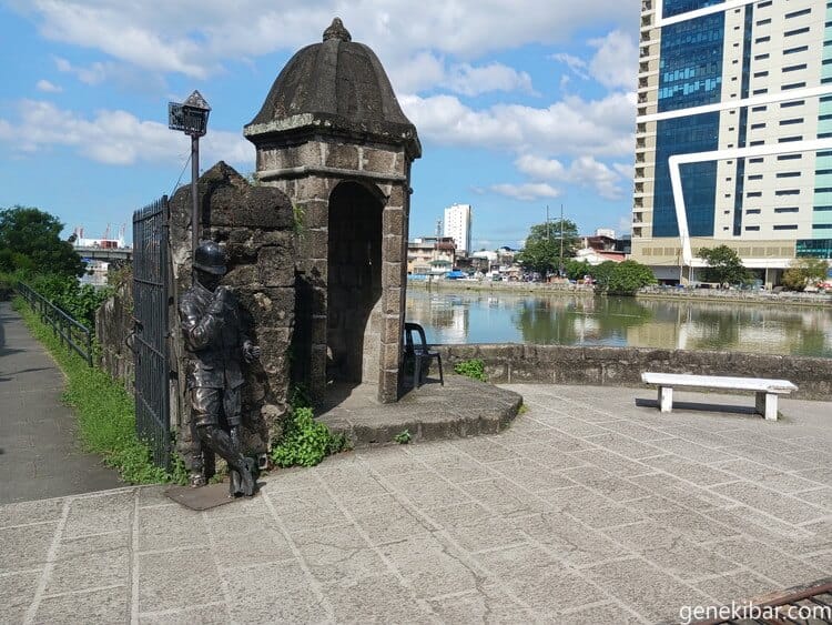 サンチャゴ要塞から見える川