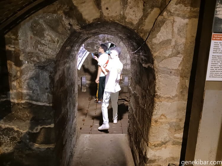 サンチャゴ要塞の地下牢