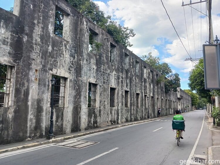 イントラムロスの壁