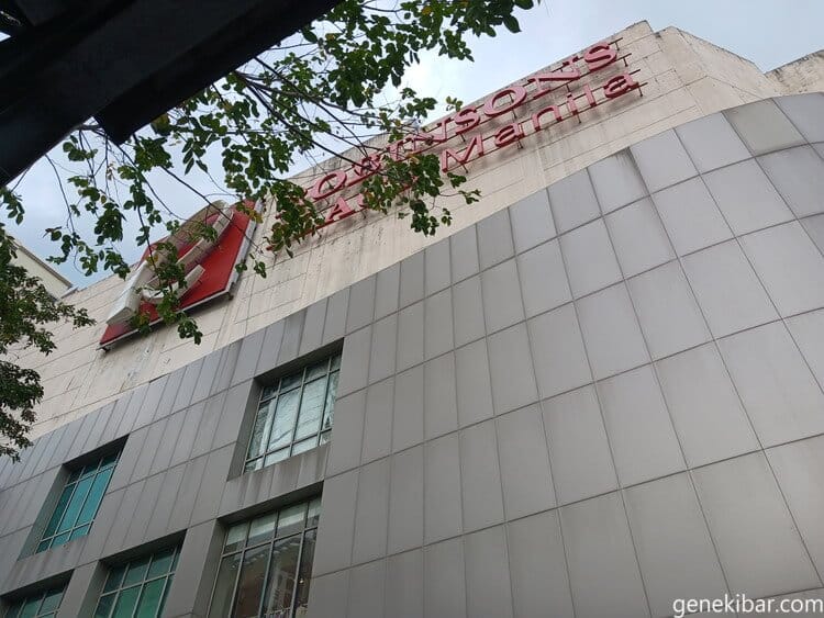 ロビンソンズ・プレイス・マニラ