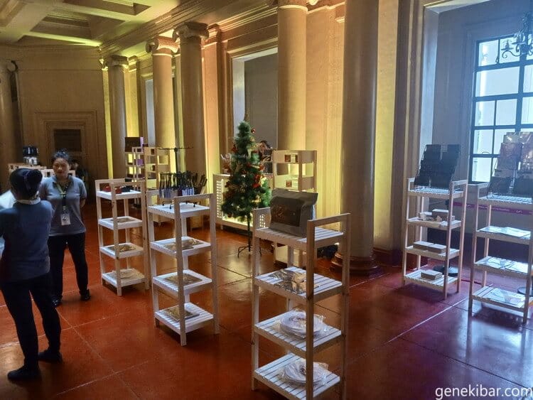 フィリピン国立博物館のお土産コーナー