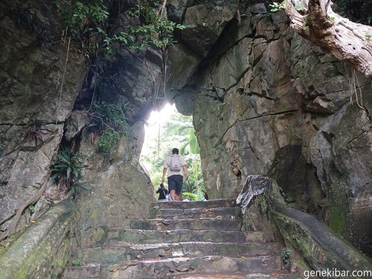 五行山の階段