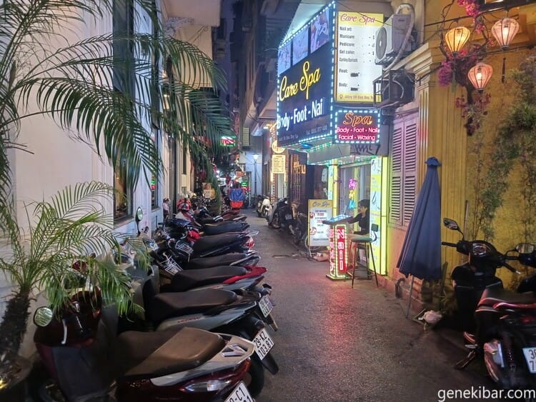 ハノイの路地裏