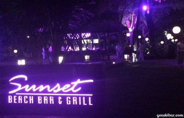 サンセットビーチバー＆グリル