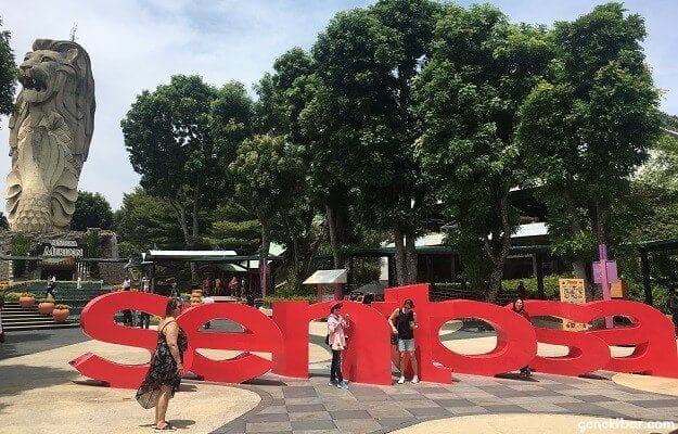 セントーサ島、マーライオン広場