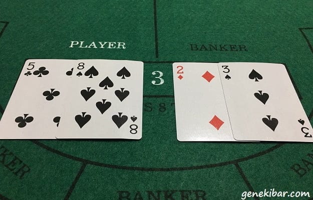 バカラでプレイヤーが３、バンカーが５