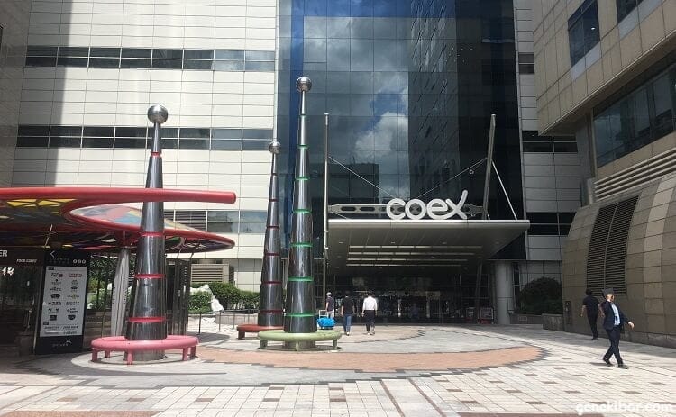 韓国コエックスモールの入り口
