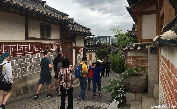 北村韓屋村の観光客