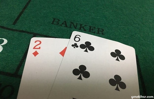 バカラ、バンカーの合計が8